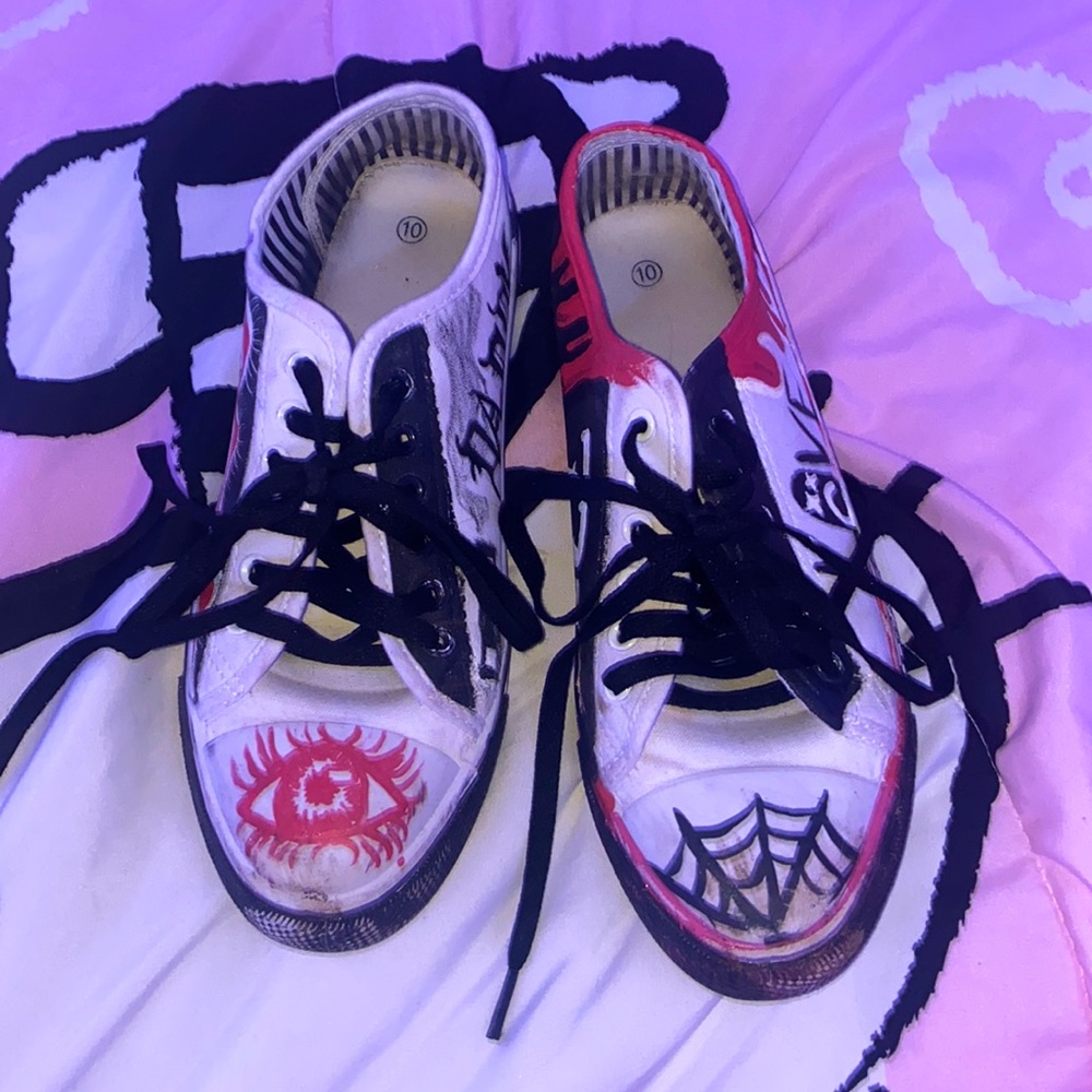 Womens 10 custom painted shoes